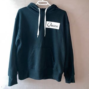 Graphic Hoodie “Queen”